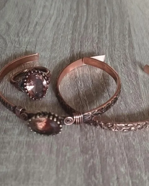 Antique-style copper bracelet & ring set